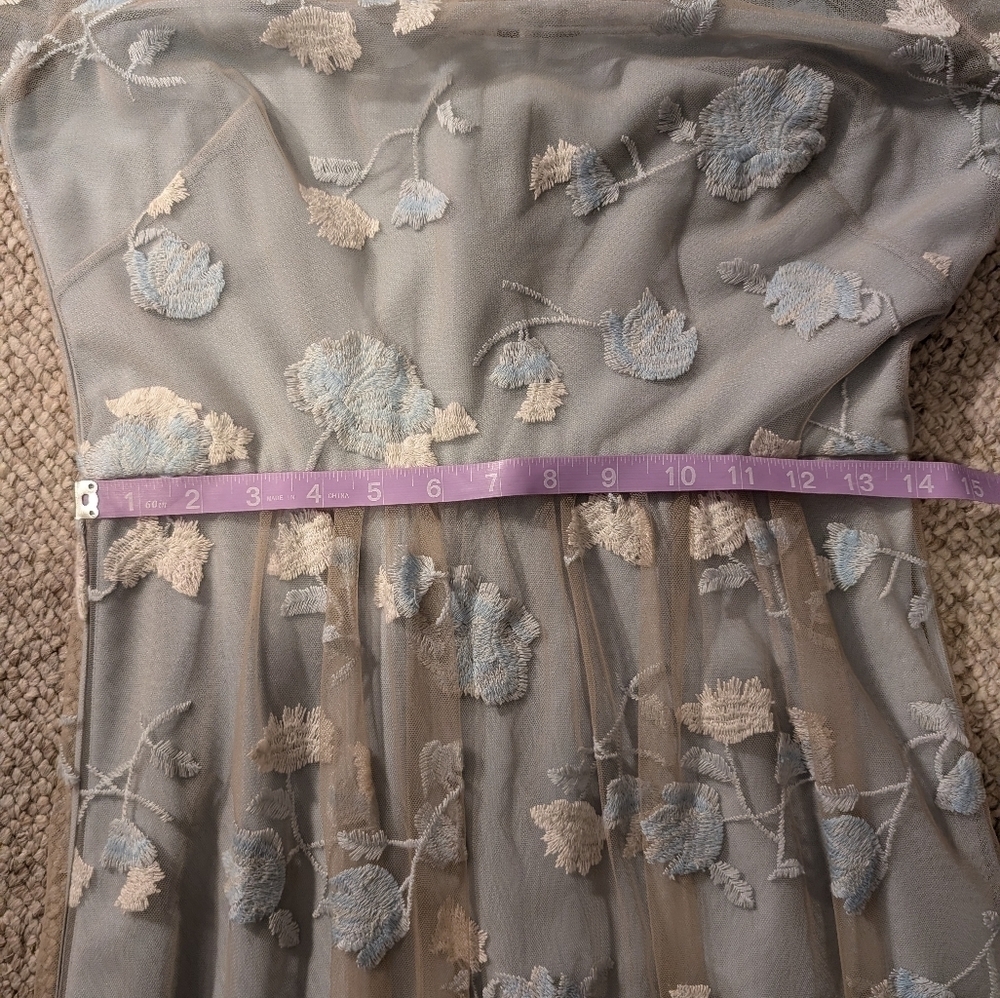 Brigerton vibes, BCBG Maxazaria, size 8 - Picture 12 of 15